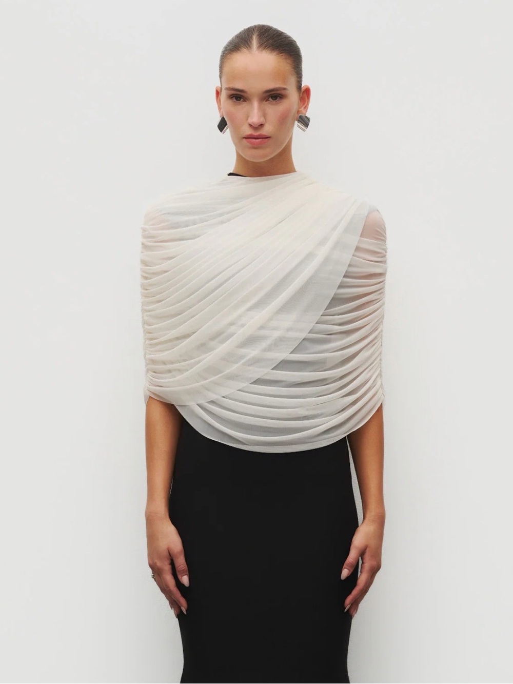 HEIRESS THE SHEER CAPE DOUBLE-LAYER POWER MESH DRAPED CAPE